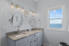 The Point At Marshallberg 3 Bedroom Home by RedAwning