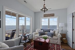 The Point At Marshallberg 3 Bedroom Home by RedAwning