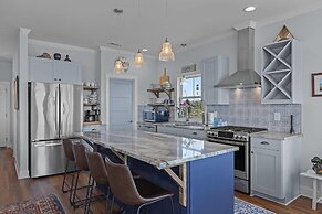 The Point At Marshallberg 3 Bedroom Home by RedAwning