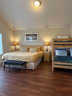 Gearhart Lakefront Oasis