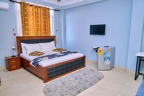 Thy Favour Hotel