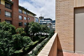 w Resplendent 1BR w Modern Balcony in Unicentro