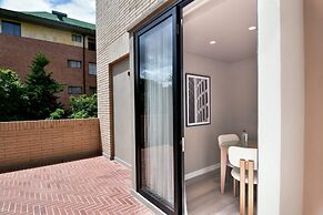 w Resplendent 1BR w Modern Balcony in Unicentro