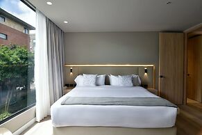 w Resplendent 1BR w Modern Balcony in Unicentro