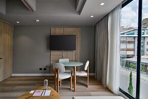 w Elegant 1BR w/ Great Deco in Unicentro