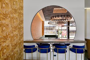 w Dazzling 2BR With Fantastic Deco in Unicentro