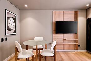 w Dazzling 2BR With Fantastic Deco in Unicentro