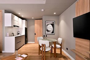 w Dazzling 2BR With Fantastic Deco in Unicentro