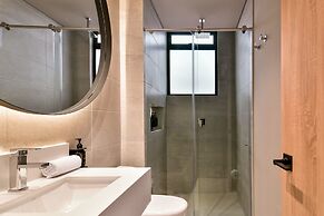 w Dazzling 2BR With Fantastic Deco in Unicentro