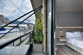 w Prestigious 2BR w/ Radiant Deco in Unicentro