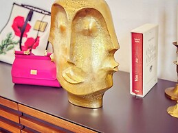 Housesleeps5-parking-balcony-fireplace-seaview