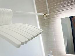 Housesleeps5-parking-balcony-fireplace-seaview