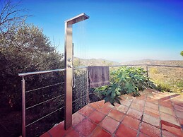 Housesleeps5-parking-balcony-fireplace-seaview