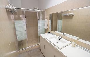 Cinema Zeus Studios - By Avelink