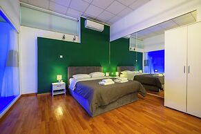 Cinema Zeus Studios - By Avelink