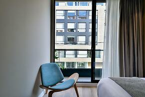 w Phenomenal Loft w/ Great Balcony in Unicentro