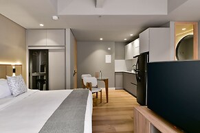 w Illustrious 1BR w/ Great Balcony in Unicentro