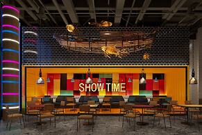 Moxy Ningbo Old Bund