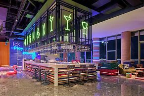 Moxy Ningbo Old Bund