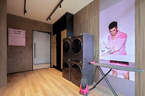 Moxy Ningbo Old Bund