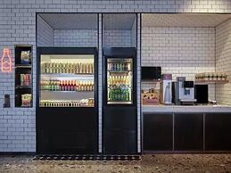 Moxy Ningbo Old Bund