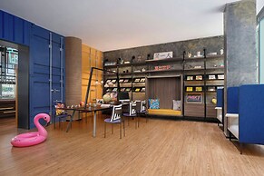 Moxy Ningbo Old Bund