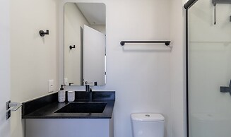 RUP Studios Equipados em Prédio Piscina