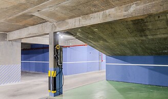 RUP Studios Equipados em Prédio Piscina