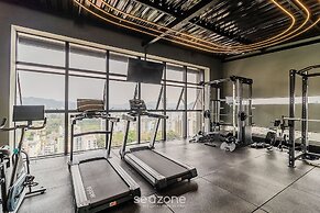 RUP Studios Equipados em Prédio Piscina
