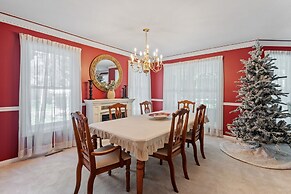 North Oaks Estate