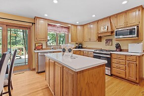 North Oaks Estate