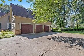North Oaks Estate