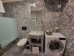 Gesuiti - Cozy and Central Apartment