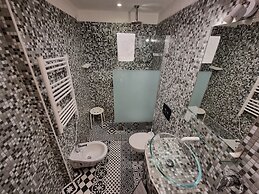 Gesuiti - Cozy and Central Apartment