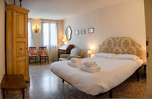 Gorgeous Apartment Behind St Mark Square