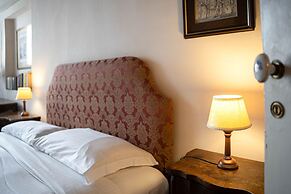 Gorgeous Apartment Behind St Mark Square