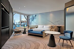 Crowne Plaza Shanghai Snow World by IHG