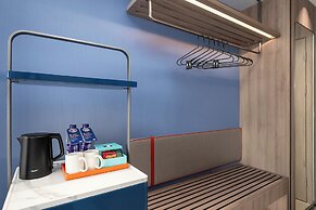 Holiday Inn Express Qingdao Hongdao Station by IHG