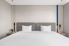 Holiday Inn Express Qingdao Hongdao Station by IHG