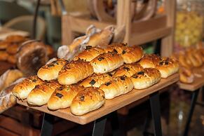 Holiday Inn Hangzhou GCEC by IHG