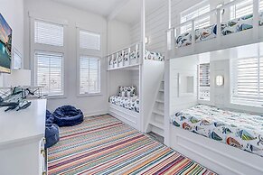 The Pool House 315 HI