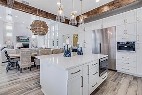 The Pool House 315 HI