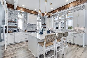 The Pool House 315 HI