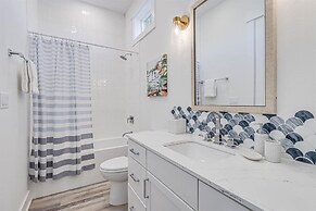 The Pool House 315 HI