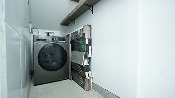 Edificio Malú 777 by Wellcome