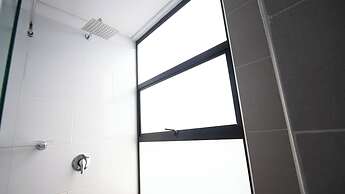 Edificio Malú 777 by Wellcome