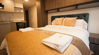 Edificio Malú 777 by Wellcome