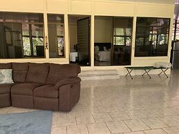 Beachfront House Punta uva