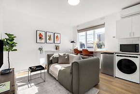 Windsor Apartments by Urban Rest