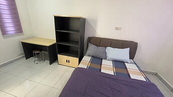 OYO 91026 M&H Hotel 2